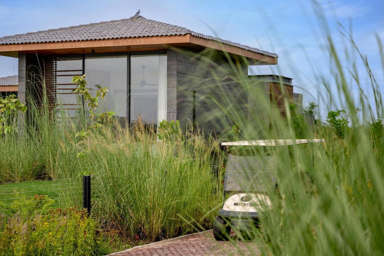 Mysa Zinc Journey By The Fern, Nani Devati Sānand Exterior foto